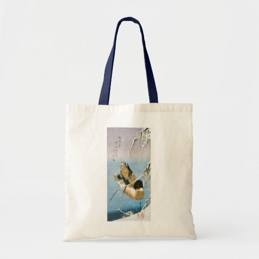 Wilde eend zwemmend tussen met sneeuw beladen riet tote bag (Voorkant)