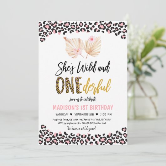 Wilde en ONEderful Leopard Print Pink Birthday Kaart (Staand voorkant)