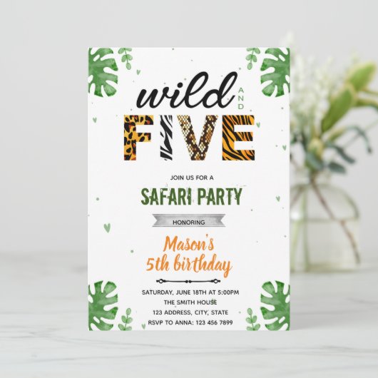 Wilde en vijf safari dierentuin uitnodiging (Staand voorkant)