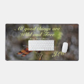 Wilde en Vrije Citaat Golden Dragonfly Fotografisc Bureaumat (Keyboard & Muis)