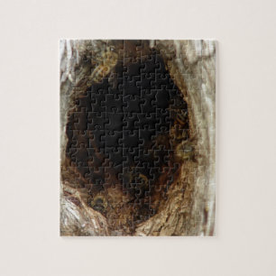 Wilde honingbijen in een holle boom legpuzzel