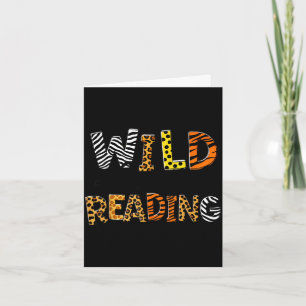 Wilde lezende kinderen die boeken lezen en boekenw kaart