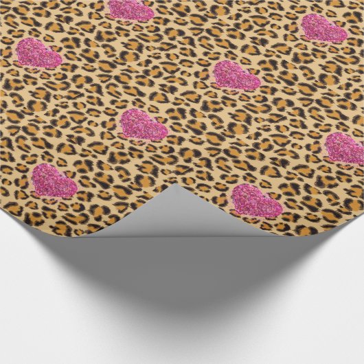 Wilde mousserende roze Harten en luipaard Cadeaupapier (Hoek)