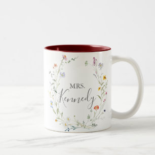 Wilde multikleur bloemen Mrs pasgehuwde bruid Tweekleurige Koffiemok
