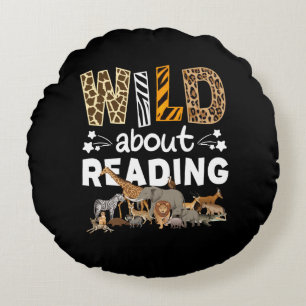 Wilde over het lezen van boeken en boekenworm bibl rond kussen