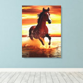 Wilde Paard galoppeert door Surf Canvas Afdruk (Insitu (Houten vloer))