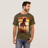 Wilde Paard galoppeert door Surf T-shirt (Voorkant volledig)