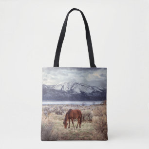 Wilde paard: Nevada winterlandschap. Tote Bag