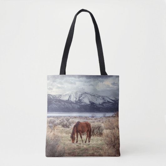 Wilde paard: Nevada winterlandschap. Tote Bag (Voorkant)