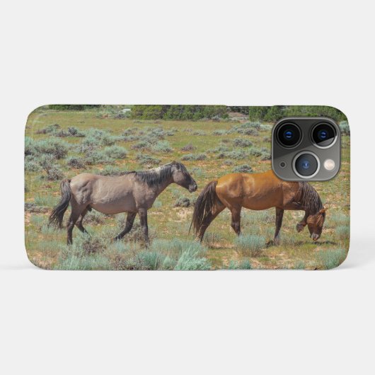 Wilde paarden grazen Case-Mate iPhone case (Achterkant (horizontaal))