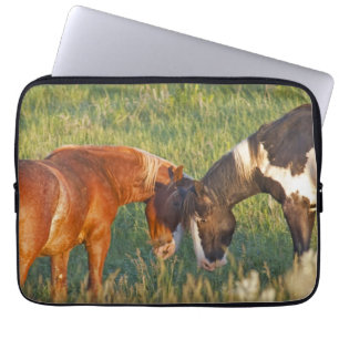 Wilde paarden in het Nationaal Park Theodore Roose Laptop Sleeve