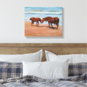 Wilde Paarden op verpakte canvas print (Insitu (Slaapkamer))