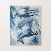 Wilde paarden rennen door de golven legpuzzel (Verticaal)