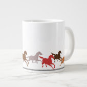 Wilde paarden rennen grote koffiekop (Voorkant rechts)