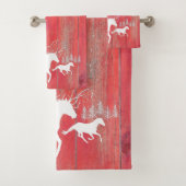 Wilde paarden Rustic Red Barn Wood Bad Handdoek (Insitu)