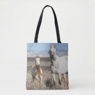 Wilde paarden thuis in het Sandwash-bekken Tote Bag
