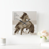 Wilde paarden van de Sable Island Clock Vierkante Klok (Huis)