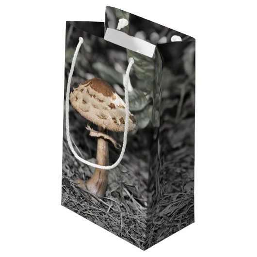 Wilde paddenstoel klein cadeauzakje (Achterkant Gekanteld)