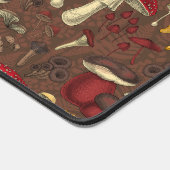 Wilde paddenstoelen op bruin bureaumat (Hoek)