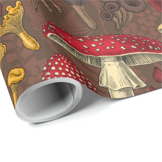 Wilde paddenstoelen op bruin cadeaupapier (Rol Hoek)