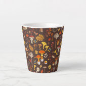 Wilde paddenstoelen op bruin latte mok (Voorkant)