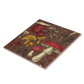 Wilde paddenstoelen op bruin tegeltje (Zijkant)