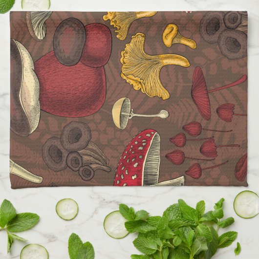Wilde paddenstoelen op bruin theedoek (Gevouwen)