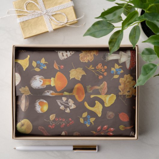 Wilde paddenstoelen op bruin tissuepapier (Geschenk)