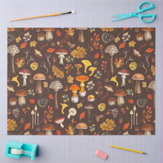 Wilde paddenstoelen op bruin tissuepapier (Craft)