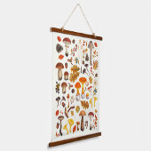 Wilde paddenstoelen op wit hangend wandkleed (Gebogen)