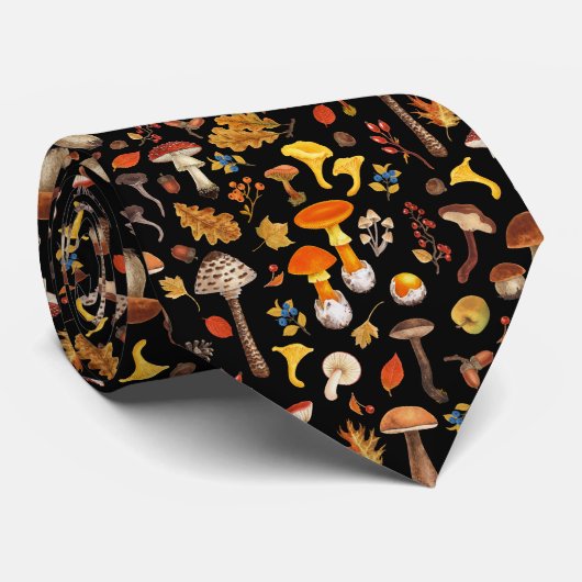 Wilde paddenstoelen op zwart stropdas (Opgerold)