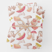 Wilde paddenstoelen voor het verpakken van papierb inpakpapier vel (In situ)