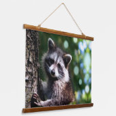 Wilde Raccoon en Orbs op het bos Hangend Wandkleed (Gebogen)