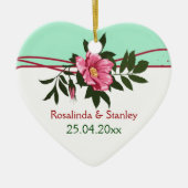 Wilde roze roos bloemen bruiloft mint groene keeps keramisch ornament (Voorkant)