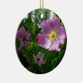 Wilde roze rozen in Alaska Keramisch Ornament (Rechts)