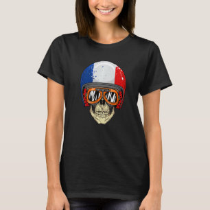 Wilde schedel dragen helm met franse vlag t-shirt