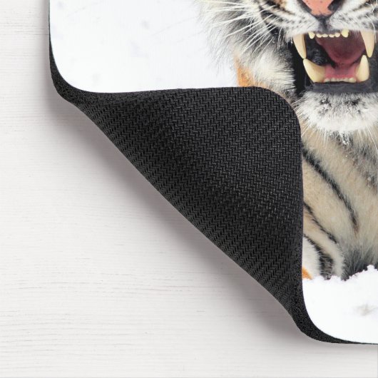 Wilde tijger in de sneeuw muismat (Hoek)