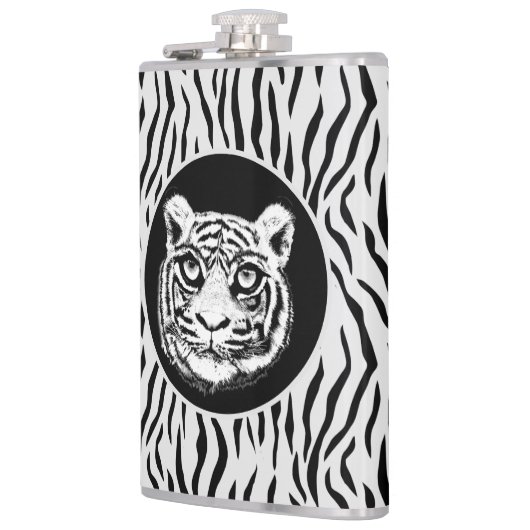 Wilde tijgerzijde op tijgerroerlenmeyer heupfles (Links)