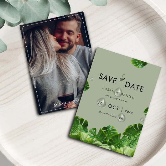 Wilde tropische palmbladeren & moderne trouwfoto save the date
