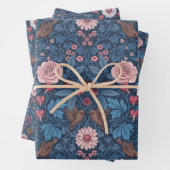 Wilde tuin in blauw inpakpapier vel (In situ)