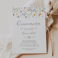 Wilde veelkleurige bloemenquinceañera