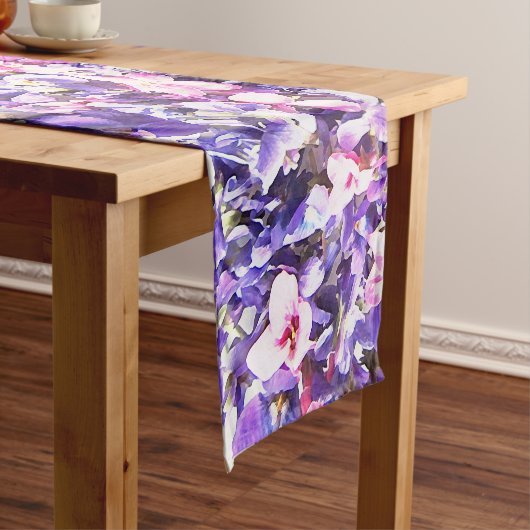 Wilde Violetten Korte Tafelloper (Voorbeeld)