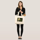 Wilde witte melkbloemen grote tote bag (Voorkant (model))