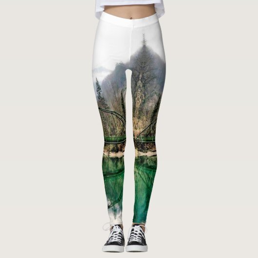 Wilderness Bridge Scene Buiten Leggings (Voorkant)