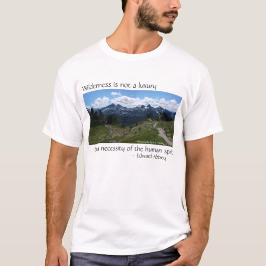 Wilderness Quote (Tatoosh Range) T-shirt (Voorkant)