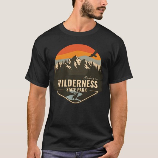 Wilderness State Park Michigan MI Retro Camping gi T-shirt (Voorkant)