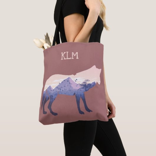 Wilderness Wolf Silhouette Monogram Tote Bag (Dichtbij)