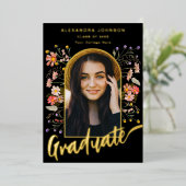 Wildflower Afstuderen Foto Afstuderen Script Gold Folie Uitnodiging (Staand Voorkant)