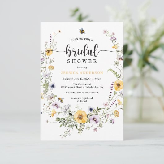 Wildflower Bee Bridal Shower Invitation Kaart (Staand voorkant)