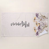 Wildflower beige geel aangepaste naam script strandlaken (Voorkant)